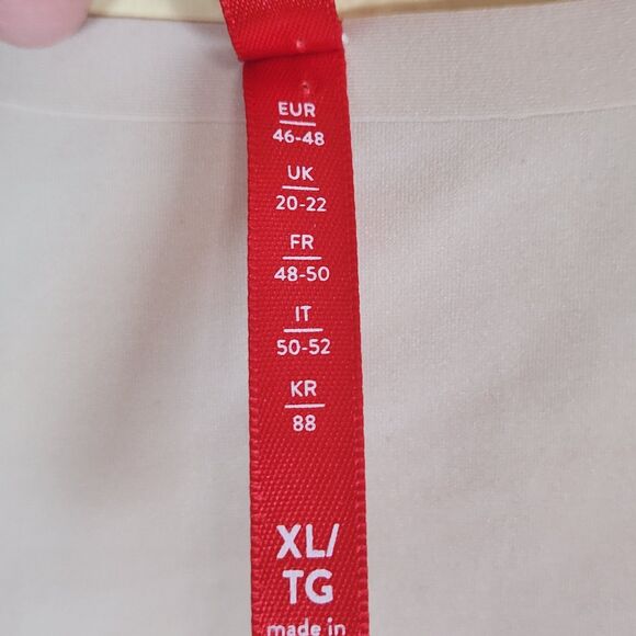 Spanx Thinstincts Tank Top Women XLarge Nude Beige Smoothing Shapewear Camisole - Picture 3 of 8